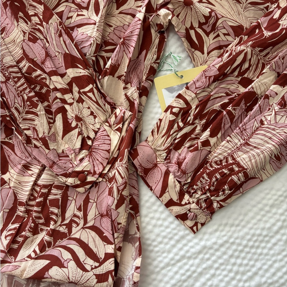 Trovata Floral Boho Style Blouse - Picture 9 of 12